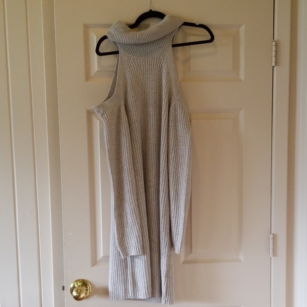 Sweater dress off the shoulder